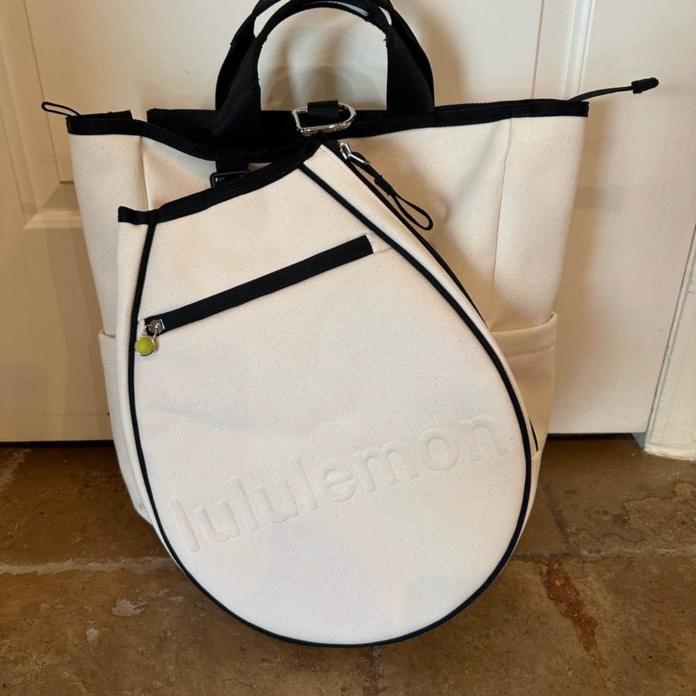 Lululemon Racket Bag 19L - Picture 2 of 9